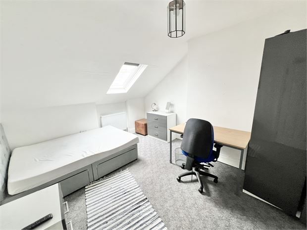 Property photo 2 of 5 Picture 2