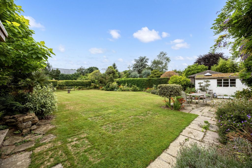 Additional image 33 of 6 bed detached house for saleBrighton Road, Horsham RH13