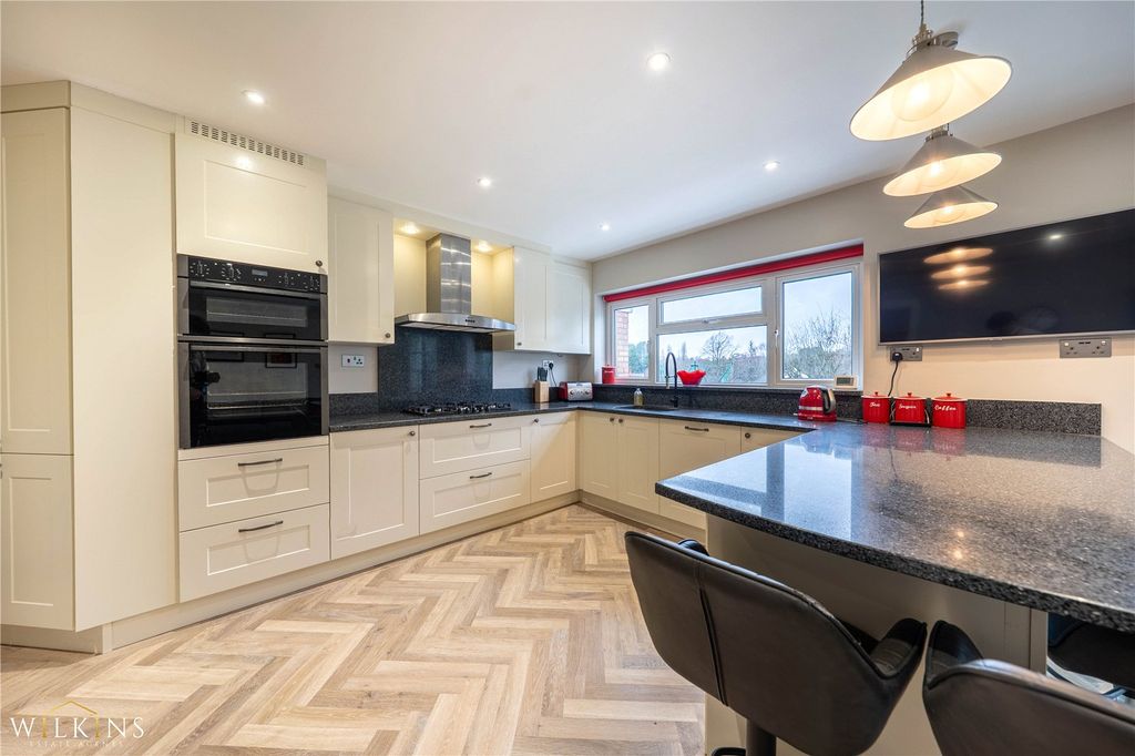 Property photo 3 of 48 Picture No. 69