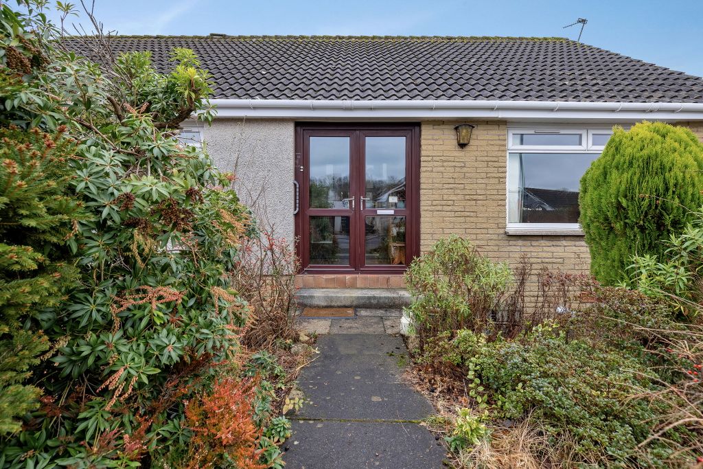 Property photo 2 of 29 002