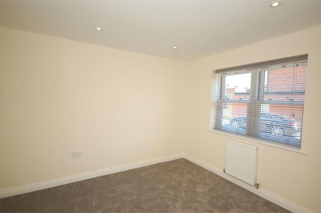 Property photo 3 of 4 Tb8mM5Fwjesjqdfytaunpxmnegm.Jpg
