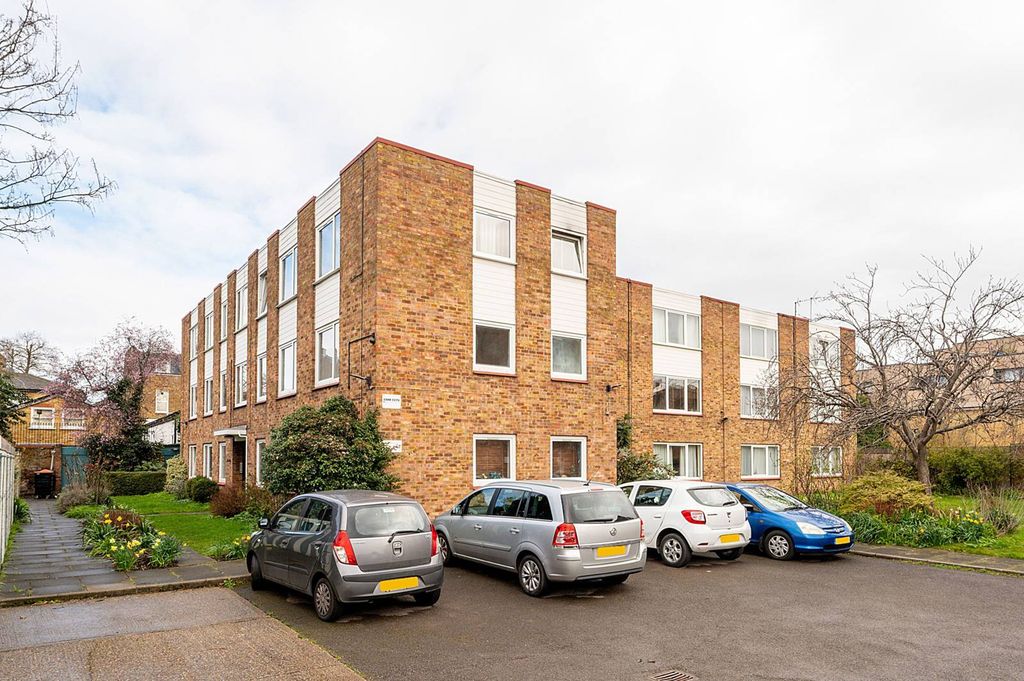 Property photo 1 of 7