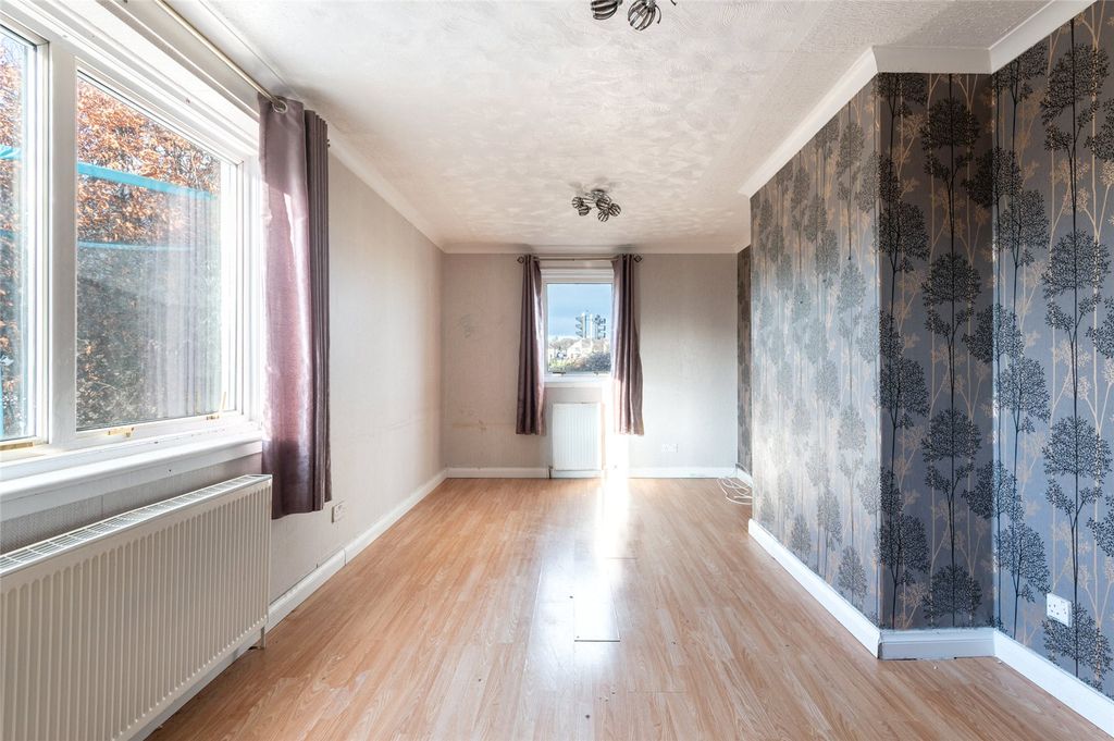 Property photo 3 of 20 Picture 3