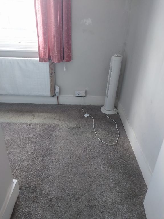 Property photo 1 of 3