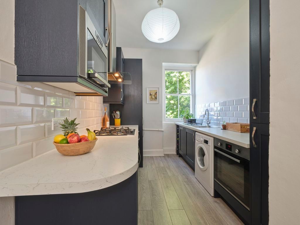 Property photo 2 of 8 Kitchen