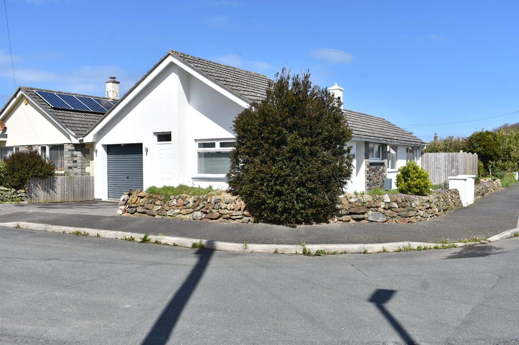 Property photo 1 of 17 Main Elevation