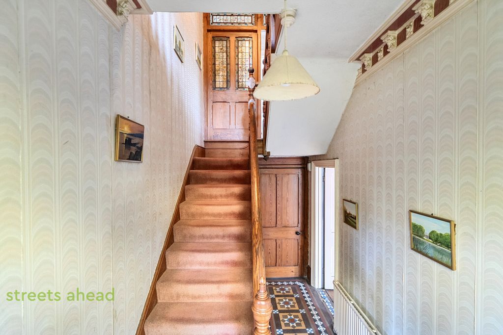 Property photo 3 of 18 7647Eccd-A08A-460...