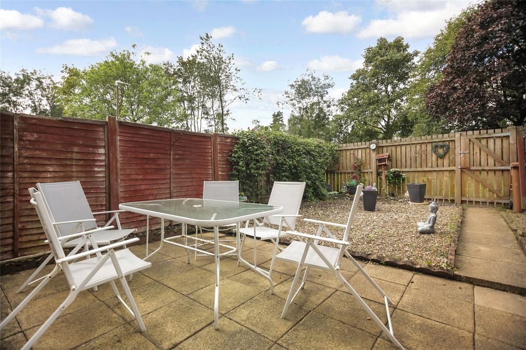 Property photo 2 of 12 Picture No. 26