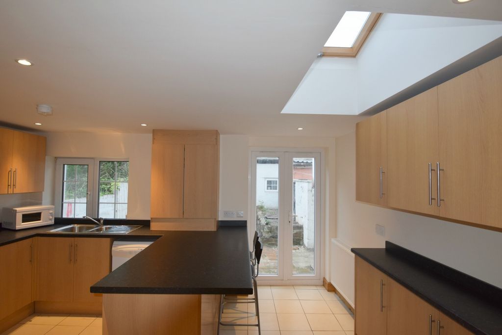 Property photo 3 of 14 Photo 3