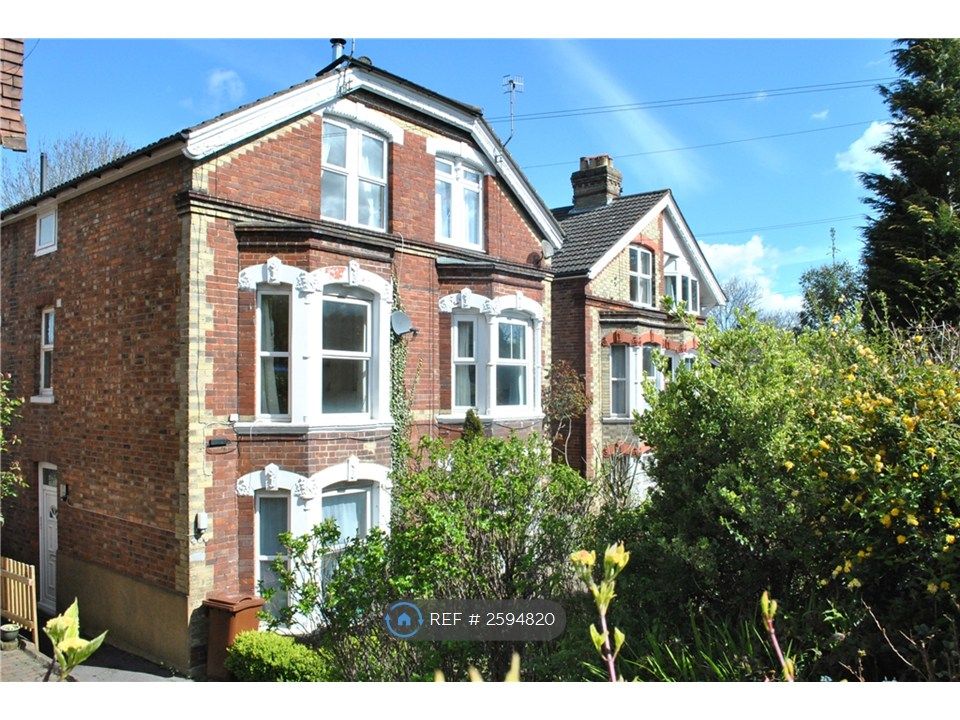 Property photo 1 of 10 Studio Flat