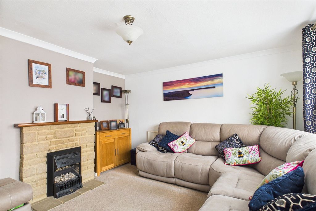 Property photo 2 of 8 Picture No. 01
