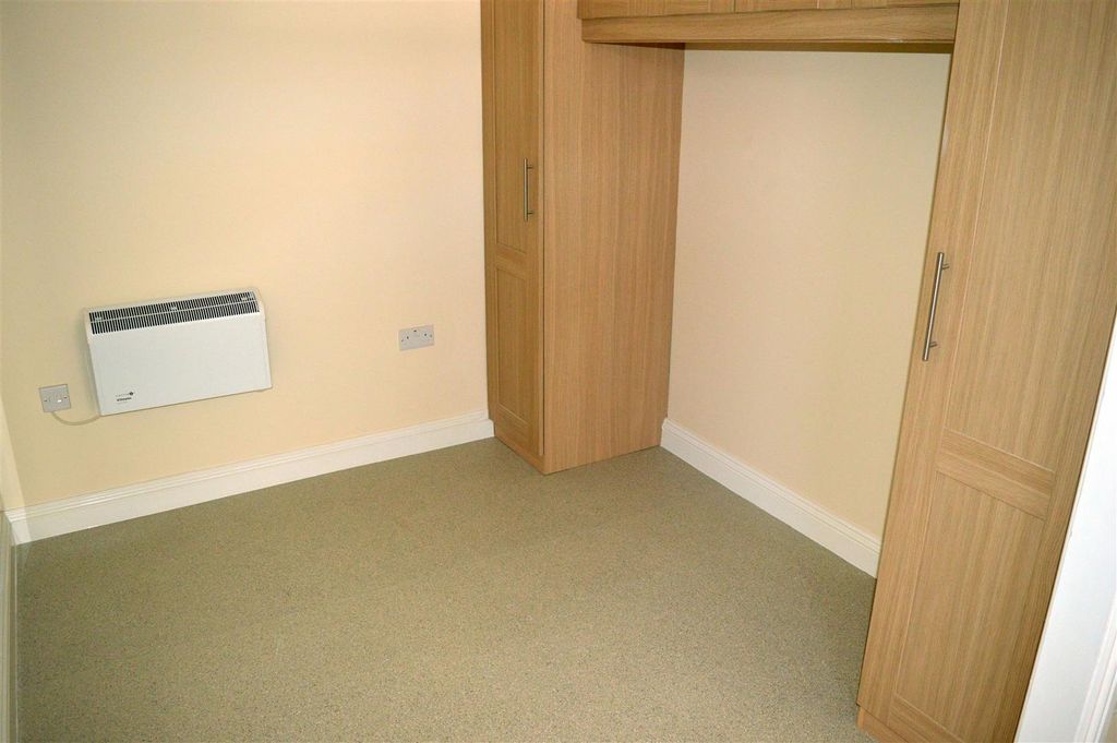 Property photo 3 of 4