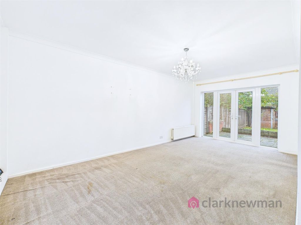 Property photo 2 of 10 Lounge/Diner