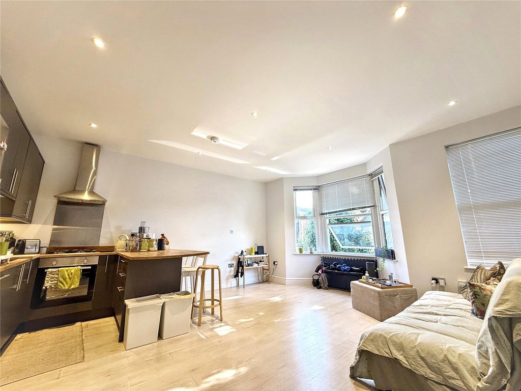 Property photo 2 of 10 Picture No. 05