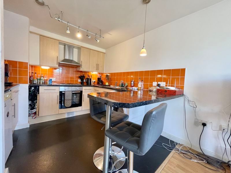 Property photo 1 of 4 Photo 6