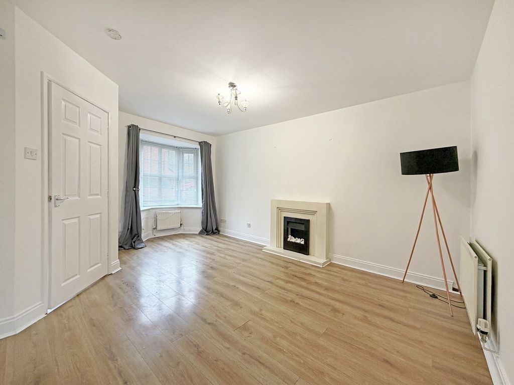 Property photo 2 of 29