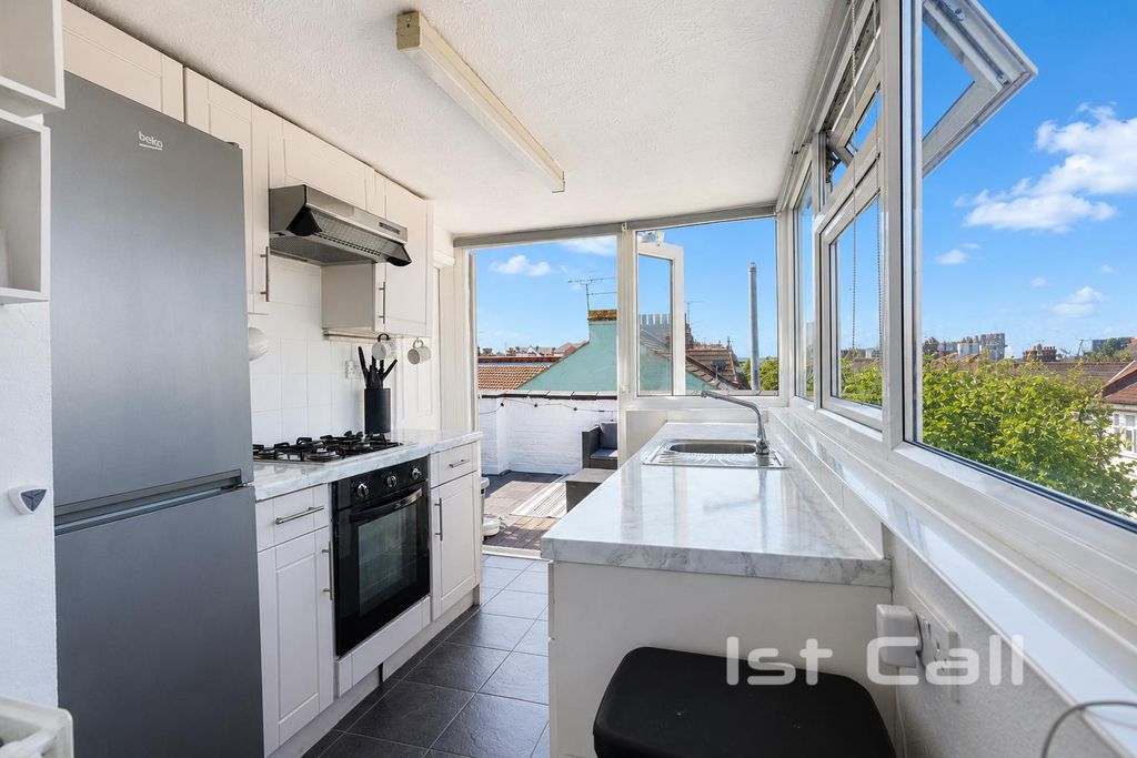 Property photo 3 of 13 Kitchen