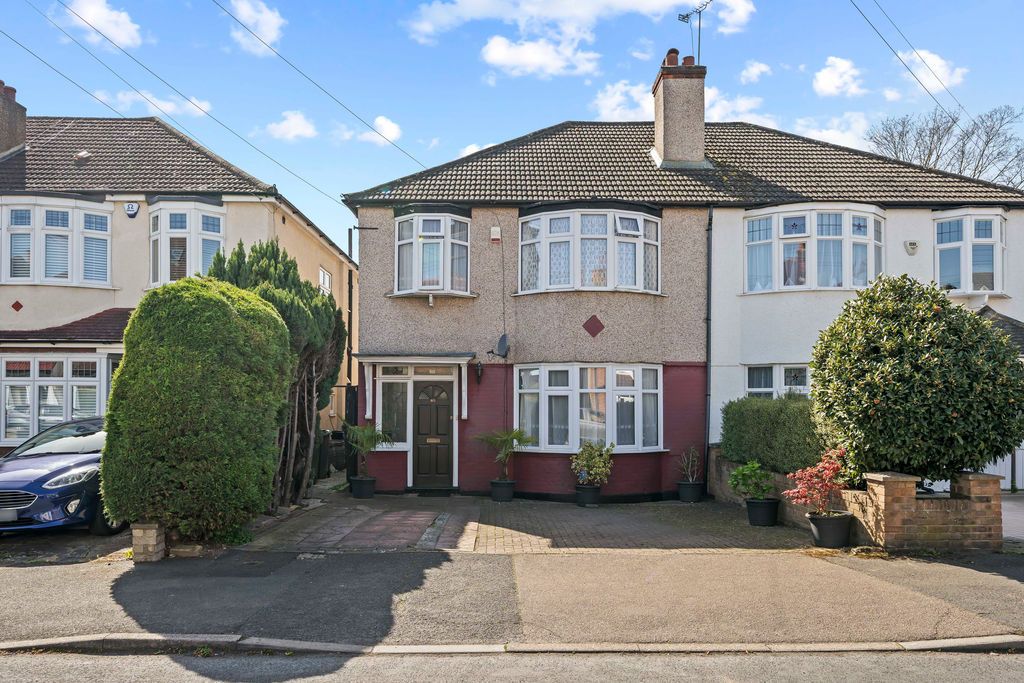 Property photo 1 of 12 Photo 14