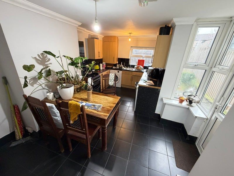 Property photo 3 of 4