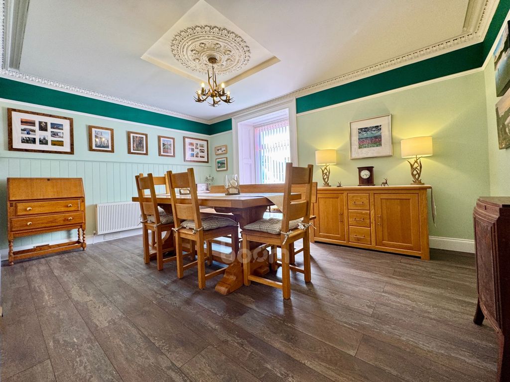 Property photo 1 of 35 Img_1906