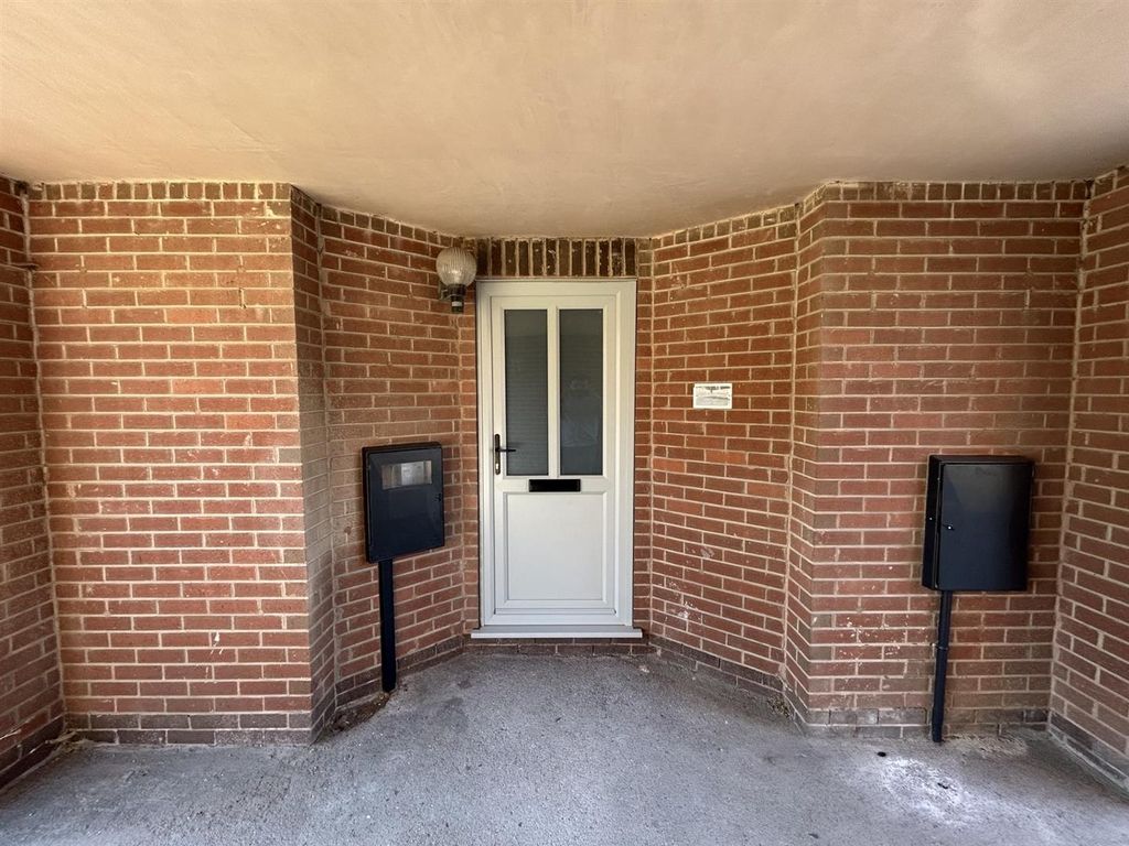 Property photo 1 of 7 15 Naseby 1.Jpg