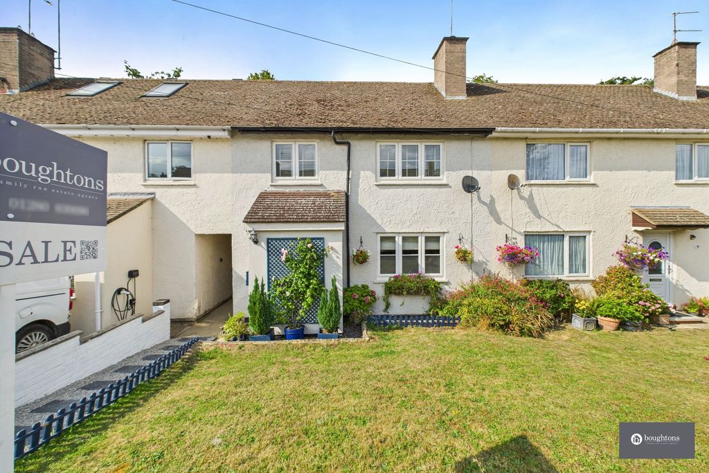 Property photo 1 of 31