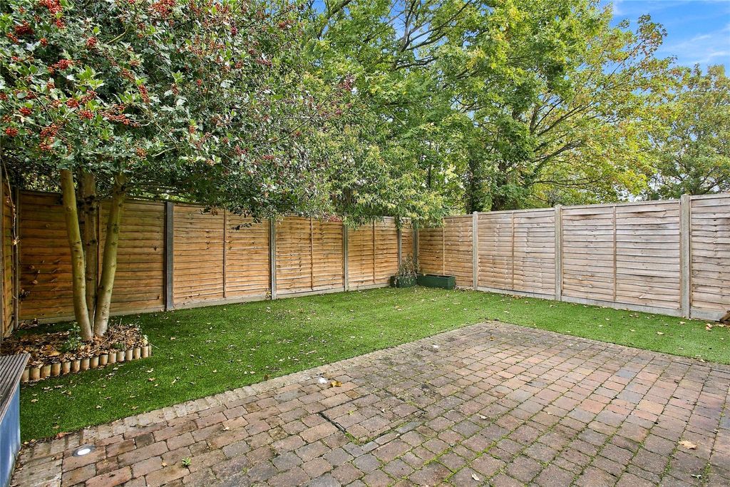 Property photo 2 of 12 Picture No. 25