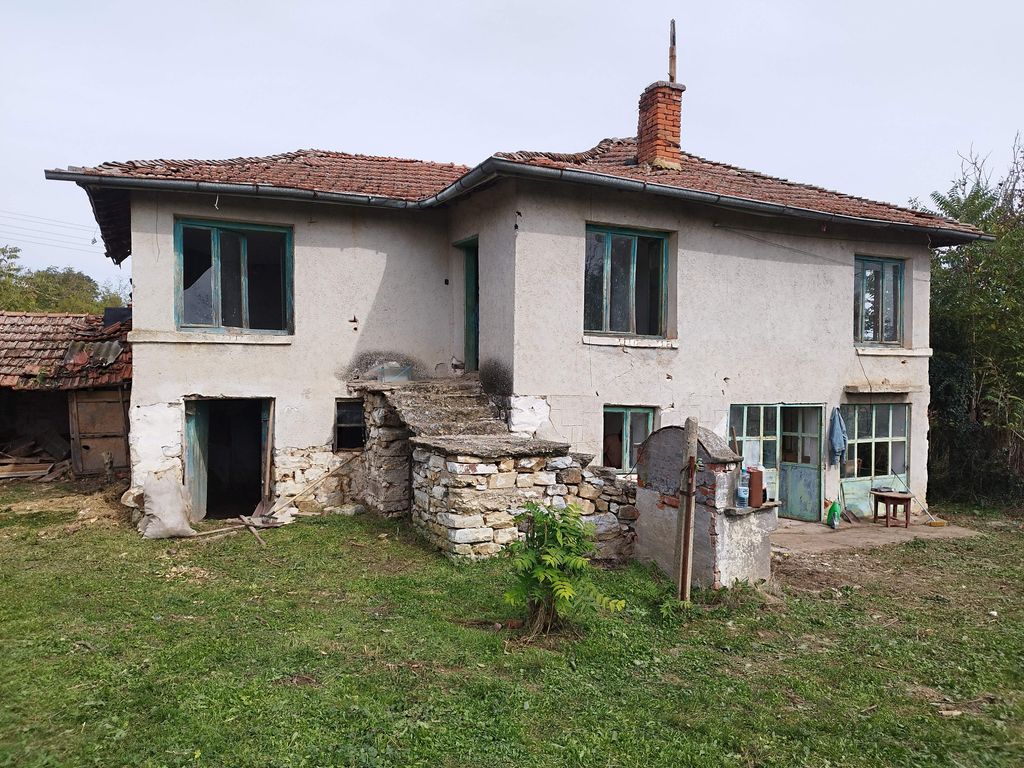 Property photo 1 of 5