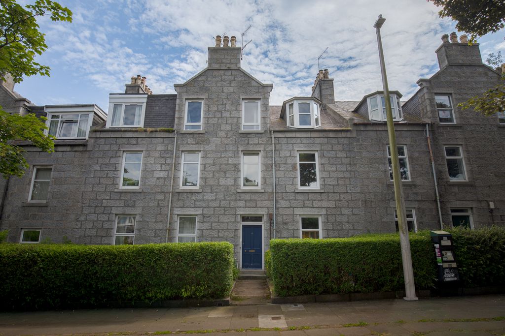 Property photo 1 of 12 Ext1