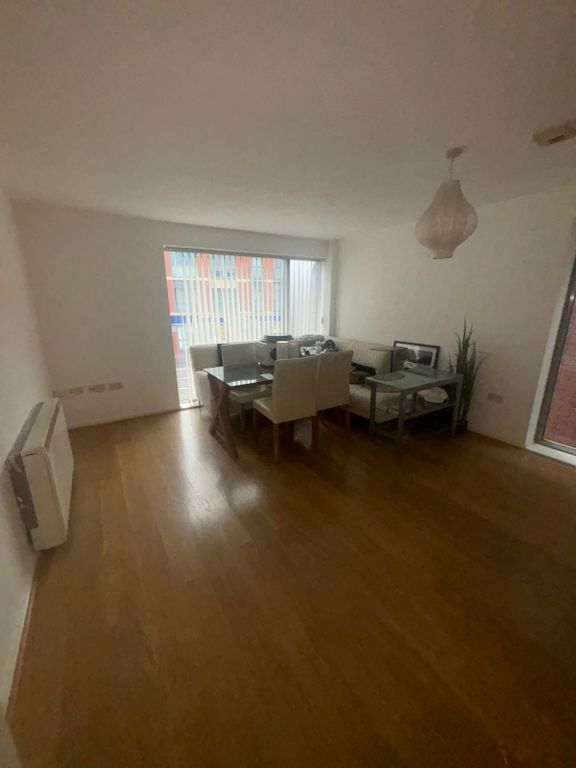 Property photo 2 of 6 Gallery