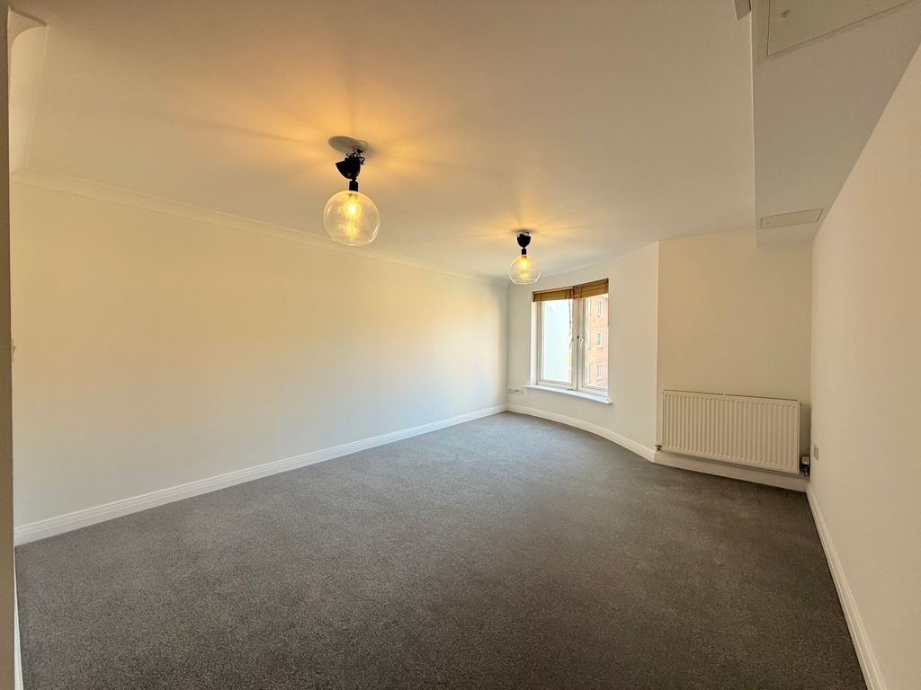 Property photo 3 of 9 Picture No. 22