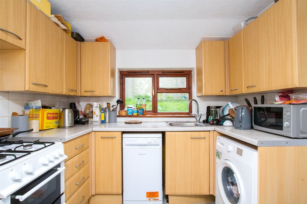 Property photo 2 of 8 Picture No. 06