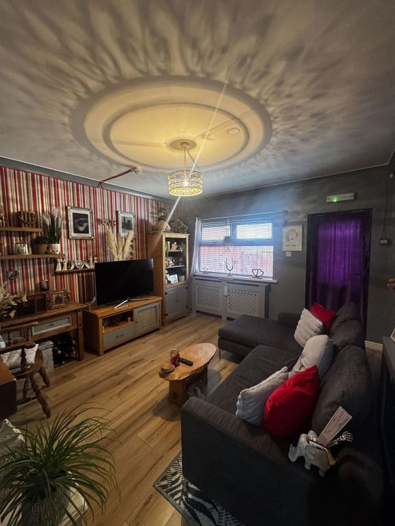 Property photo 2 of 55 Blackpoolportfolio98826Sgimg_5408.Jpg