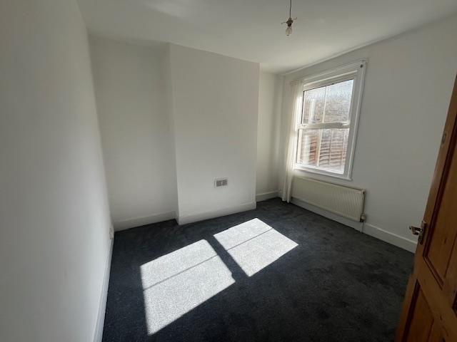 Property photo 3 of 9 3.Jpg