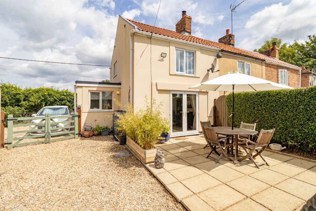 Property photo 1 of 22 4269700