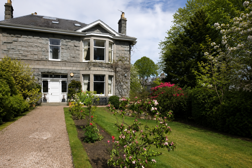 Property photo 1 of 34 Rubislaw Den North