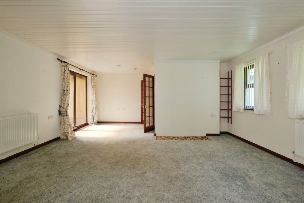 Property photo 3 of 19 Picture No. 10