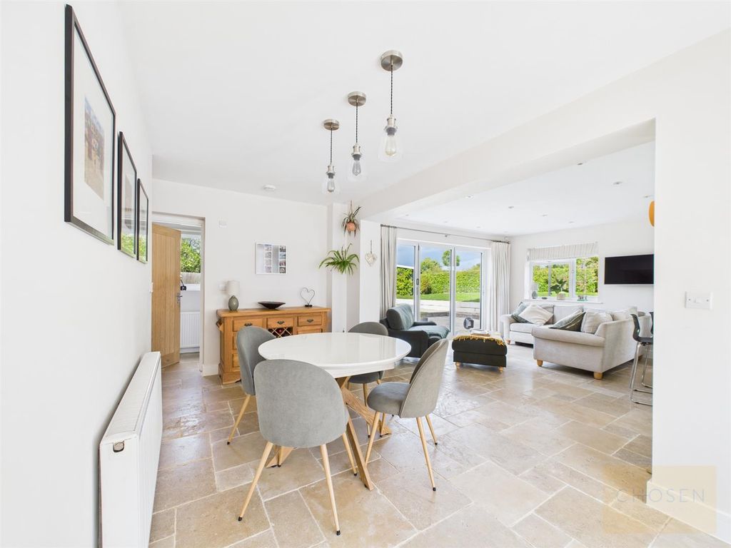 Property photo 3 of 24