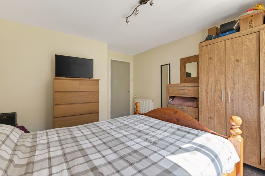 Additional image 15 of 2 bed flat for saleOxgangs Street, Edinburgh EH13