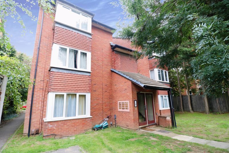 Property photo 1 of 12 Photo 7