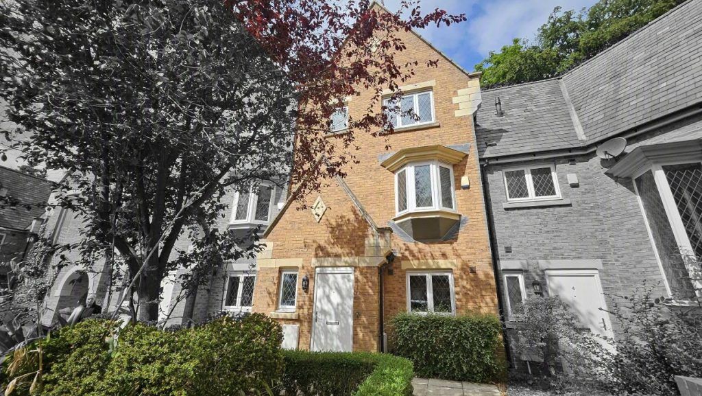 Property photo 1 of 38 1