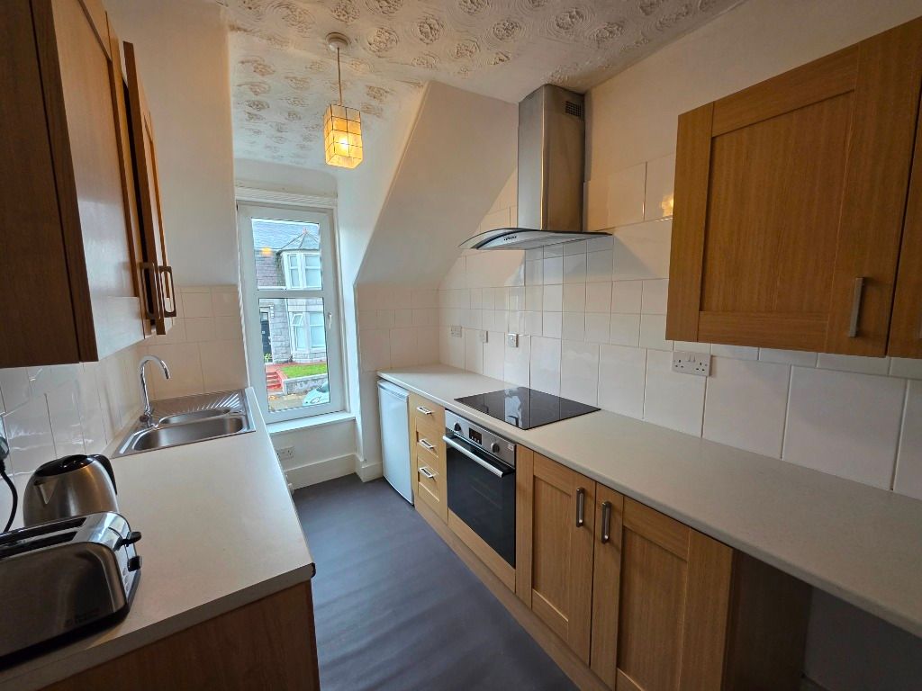 Property photo 3 of 10 Photo 3