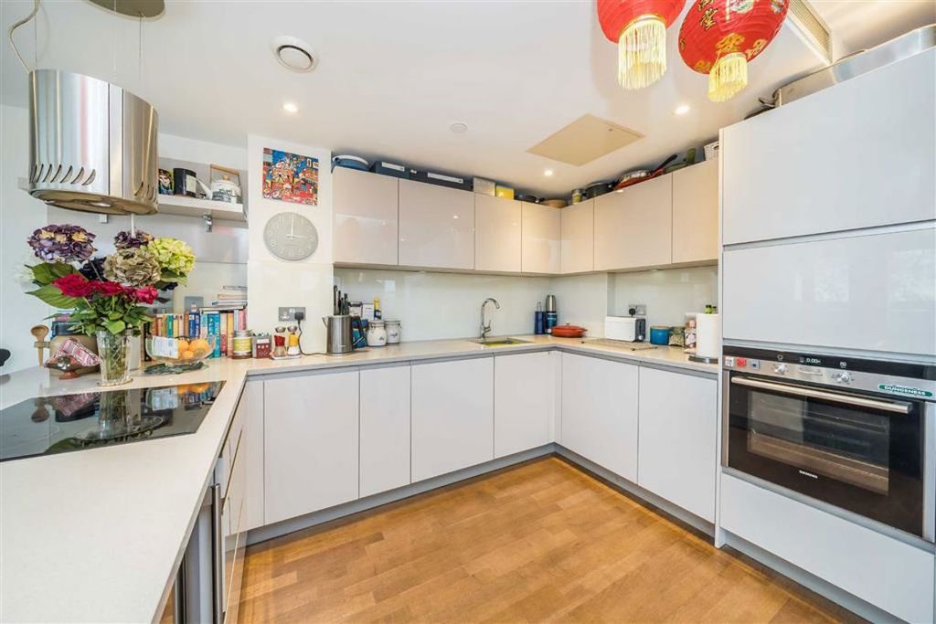 Property photo 3 of 9