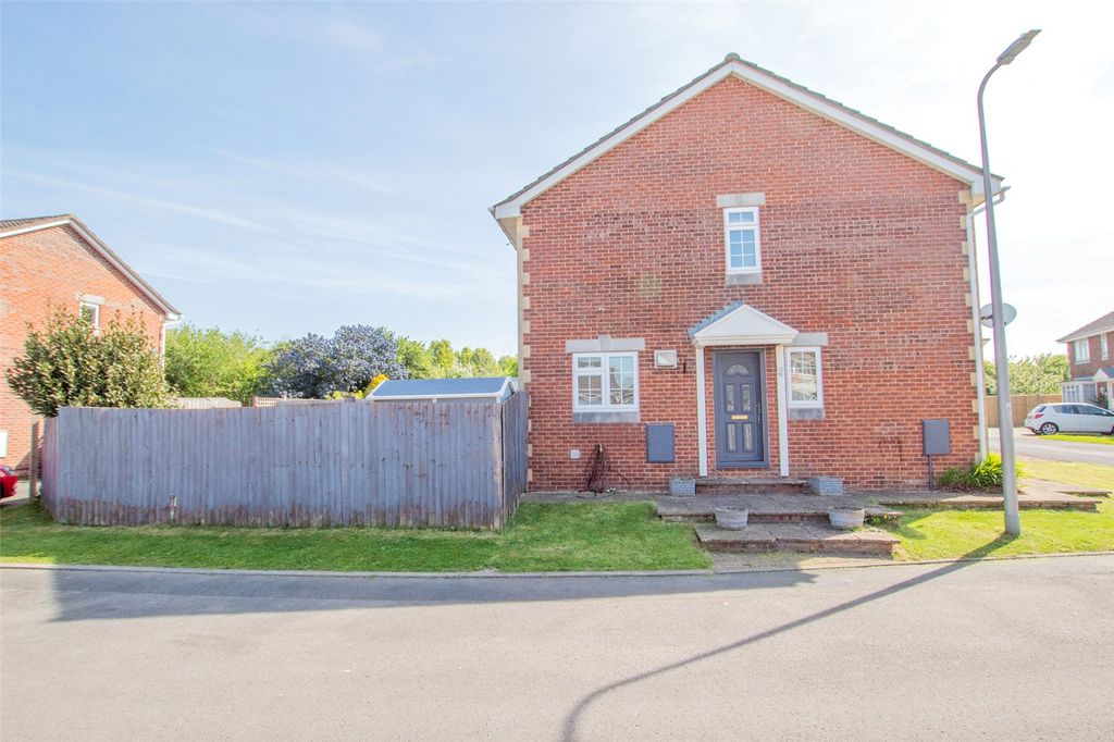 Property photo 2 of 19 Picture No. 44