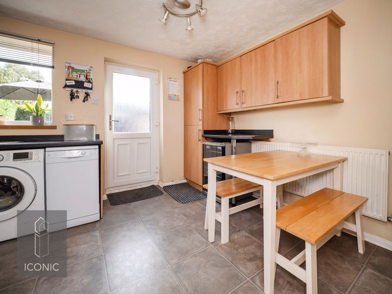 Property photo 3 of 10 Photo 4