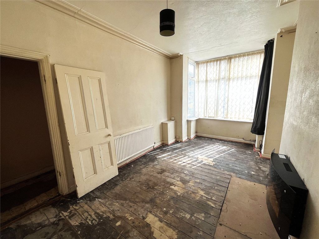 Property photo 3 of 13 Picture No. 21