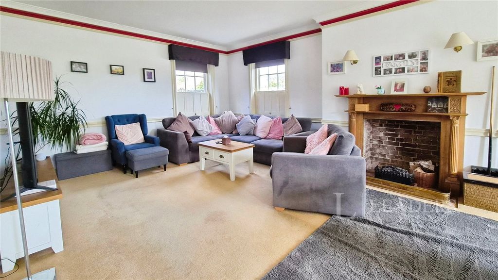 Property photo 2 of 16 Picture No. 40