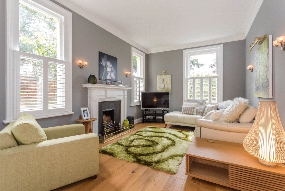 Property photo 2 of 14 Living Room