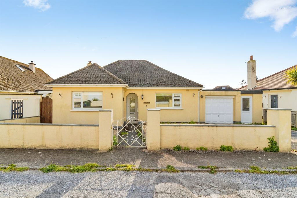 Property photo 1 of 21