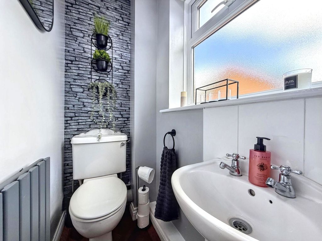 Additional image 11 of 7 bed detached house for saleSiskin Close, Hartlepool TS26